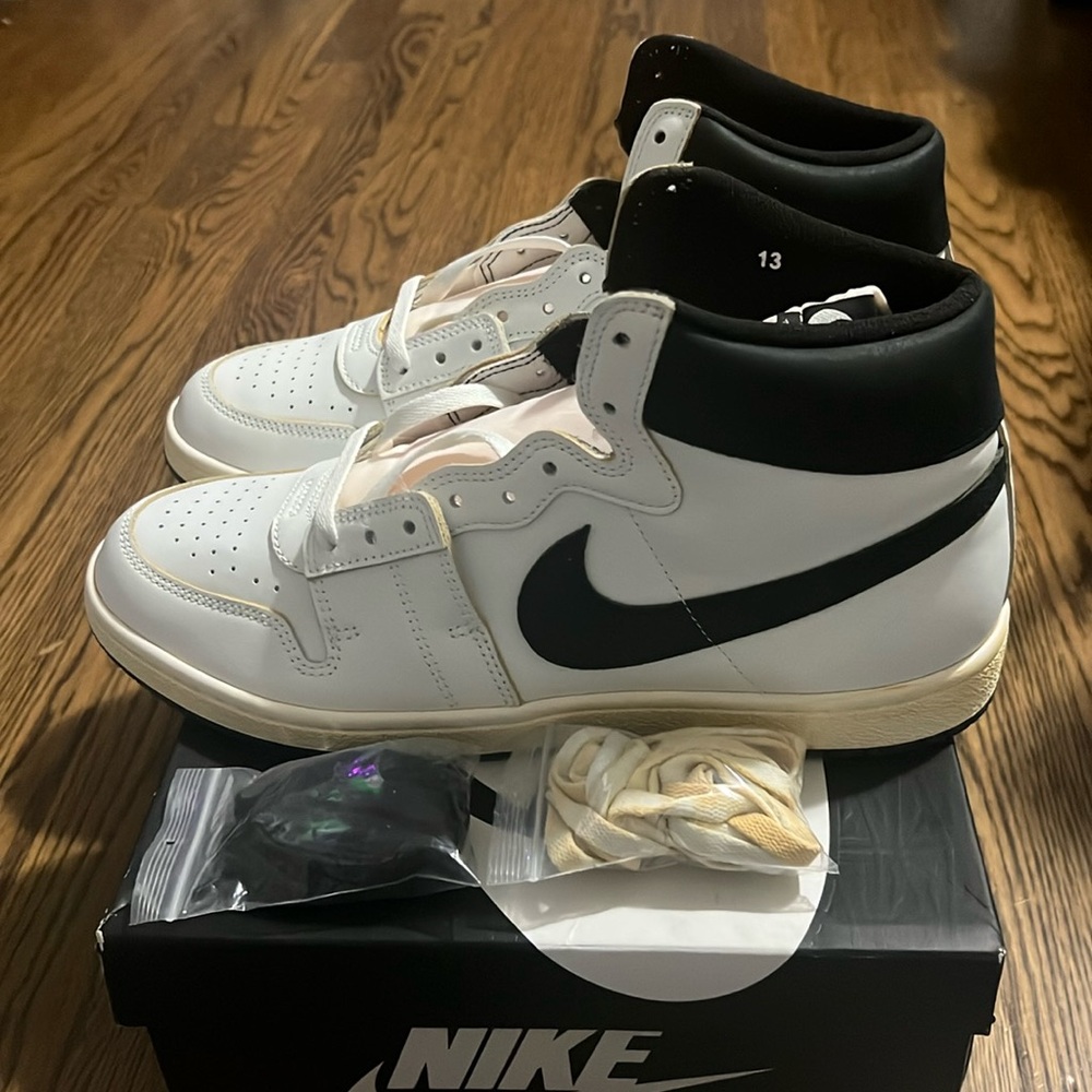 Men’s Nike Jordan Air Ship